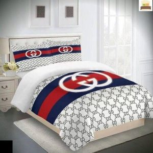 Best GC Big Logo In White Monogram Background Bedroom Set PEA134478a