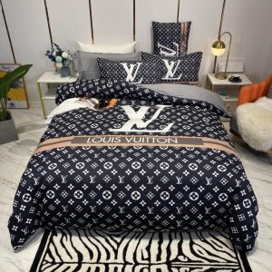Premium Louis Vuitton Bedding Set - DN9020253