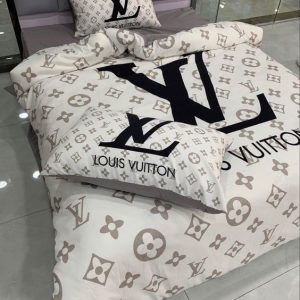 Premium Louis Vuitton Bedding Set - DN9020253