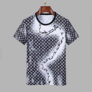 Limited Edition 2025 Louis Vuitton Unisex T-Shirt DN05405