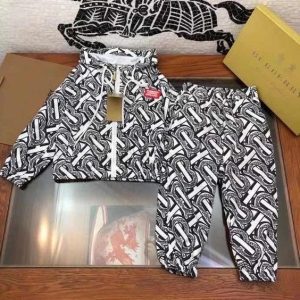Kid Luxury Burberry Tracksuits DN26020647