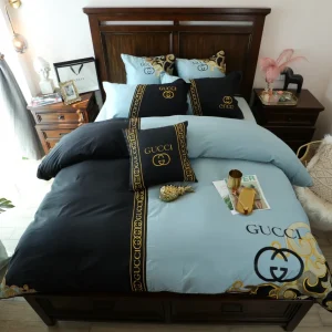 Premium Gucci Bedding Set - DN1615704