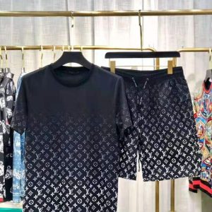 2025 Louis Vuitton Tracksuits  - DN604526