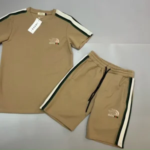 2025 Gucci Summer Tracksuits for men - DN9100610
