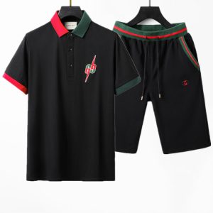 Gucci 2025 Polo Tracksuits for men - DN09453
