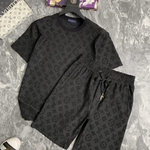 2025 Louis Vuitton Tracksuits for men - DN9190618