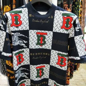 Burberry Unisex T-Shirt – DN607663