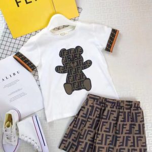 Kid Luxury Fendi Tracksuits DN26020626