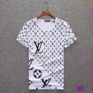 Louis Vuitton Luxury T-Shirt DN26160366