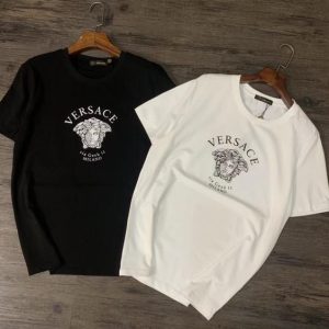 Limited Edition 2025 Versace Unisex T-Shirt DN26170533