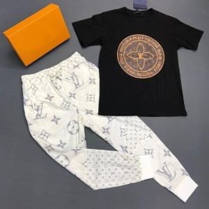 2025 Louis Vuitton Tracksuits  - DN605507