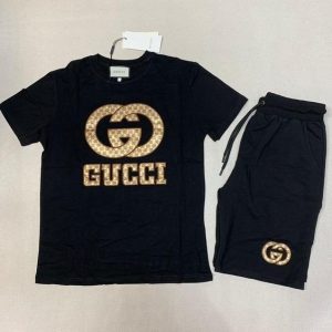 2025 Gucci Tracksuits for men - DN26120559