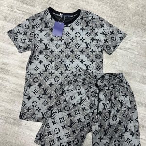 2025 Louis Vuitton Tracksuits  - DN26010607