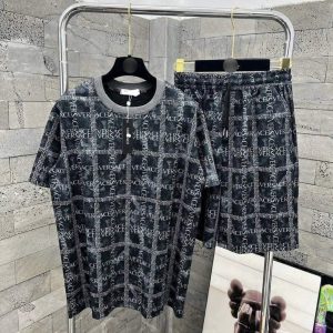 2025 Versace Tracksuits for men - DN26260502