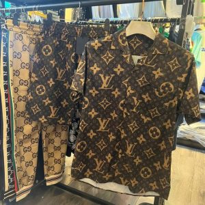 Limited Edition 2025 LV Suits For Men - TH3200367