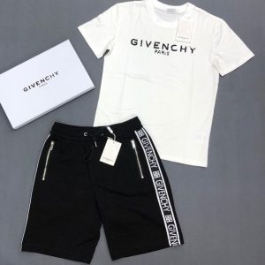 2025 Givenchy BnW Shirt & Shorts  - DN1613060