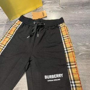 Burberry SHORT PANTS MEN - DN607677
