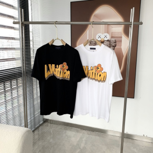 Limited LV Luxury Brand Unisex T-Shirt Gift Hot 2025 AA9441141641065
