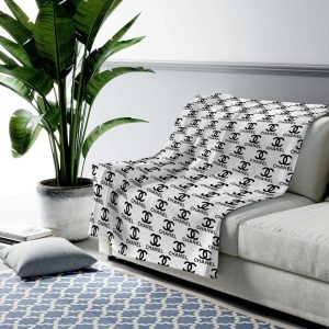 Chanel Fashion Luxury Brand Premium Blanket Fleece Home Decor LVT00199