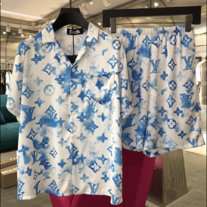 Louis Vuitton Combo Hawaii Shirt, Shorts Hot Trend 2025 - DN26210321