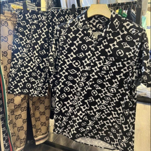 Louis Vuitton Combo Hawaii Shirt, Shorts Hot Trend 2025 - DN26210323