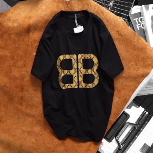 Balenciaga Luxury Brand Unisex T-Shirt  - DN9120355