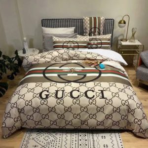 GC Bee Big Logo In Monogram Background With Stripe Duvet Cover Set