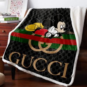 Gucci Mickey Mouse Fashion Luxury Brand Premium Blanket Fleece Home Decor1 LVT00219