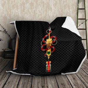 Gucci Snake Black Fashion Logo Luxury Brand Blanket Fleece Home Decor LVT00261