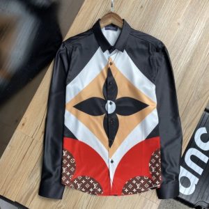 LIMITED 2025 Louis Vuitton LONG SLEEVE BUTTON SHIRT - LTV977
