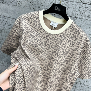 Limited Burberry Luxury Brand Unisex T-Shirt Gift MH2103050