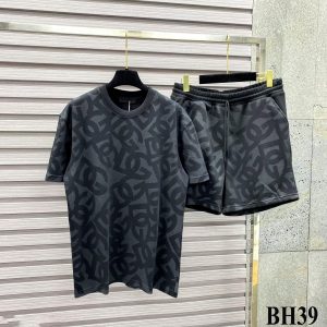 New Arrival D&G Brand Combo T-shirt + Short Gift Hot 2025 Max08370