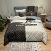 Louis Vuitton Premium Fashion Limited Luxury Brand Bedding Set Home Decor -Min00539