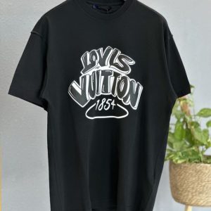 New Arrival LV Luxury Brand Unisex T-Shirt Gift Hot 2025 PEA31627