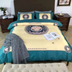 Versa.ce Trendy Sand And Cobalt Blue Bedding Set Queen
