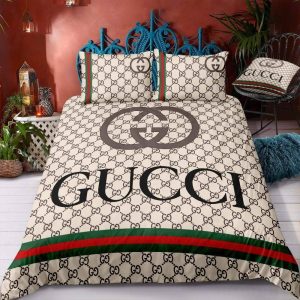 GC Logo In Monogram Background With Signature Stripe Bedding Set Queen